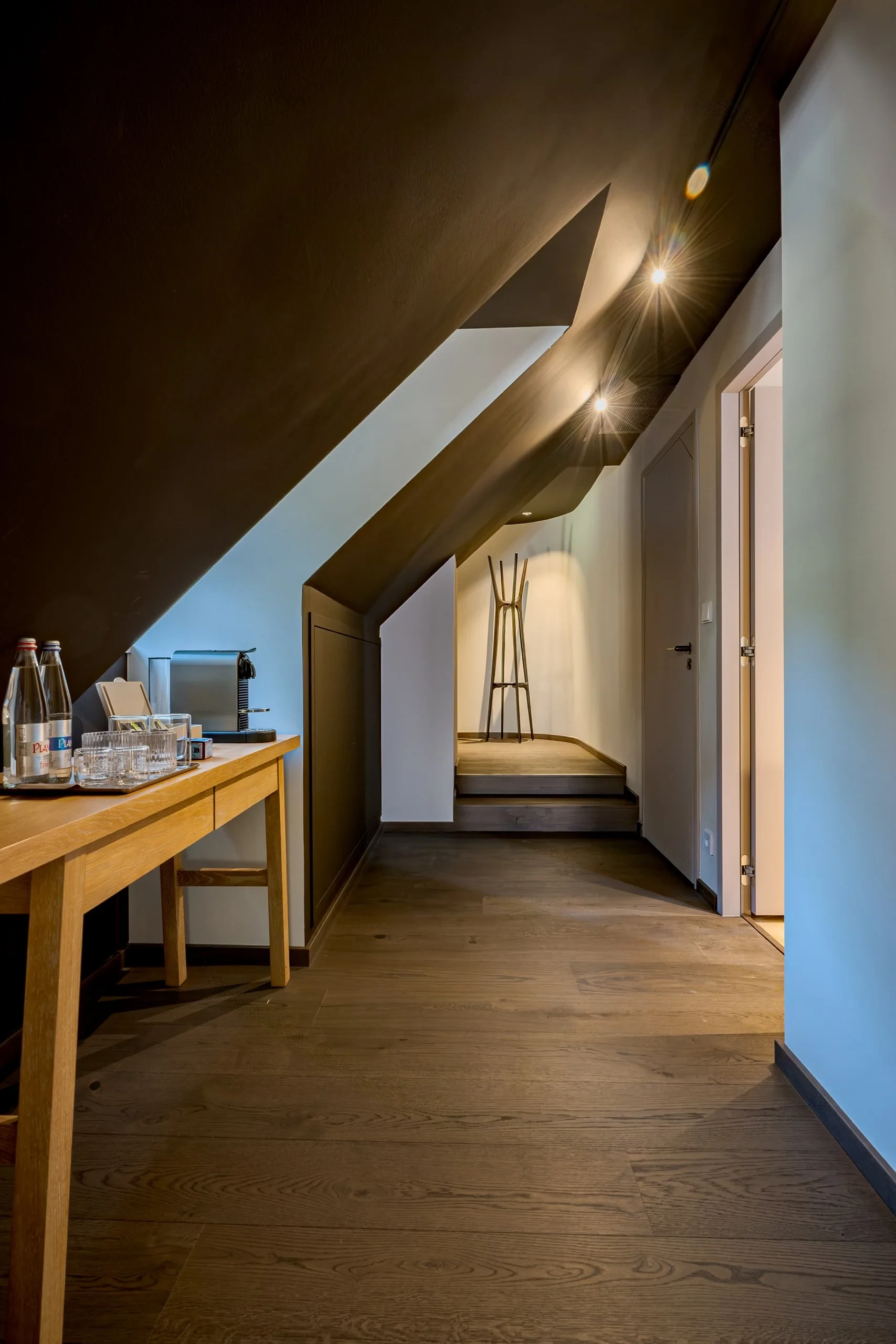 villa montgommery chambre 5 chambre deluxe sous toit 03