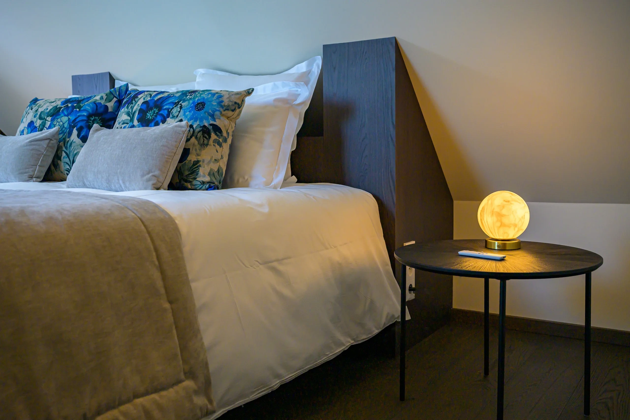 villa montgommery chambre 5 chambre deluxe sous toit 06
